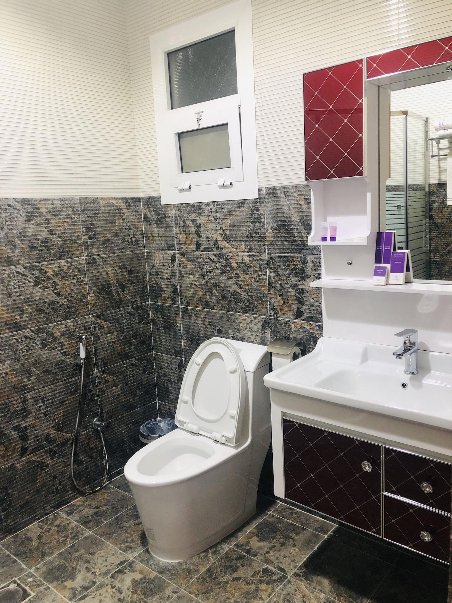 Farah Hotel Apartment Маскат Екстер'єр фото