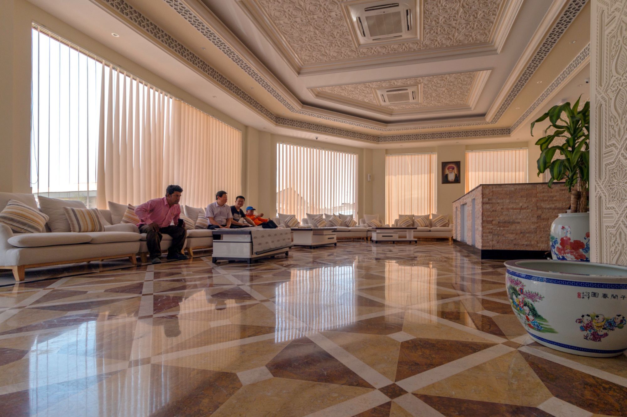 Farah Hotel Apartment Маскат Екстер'єр фото