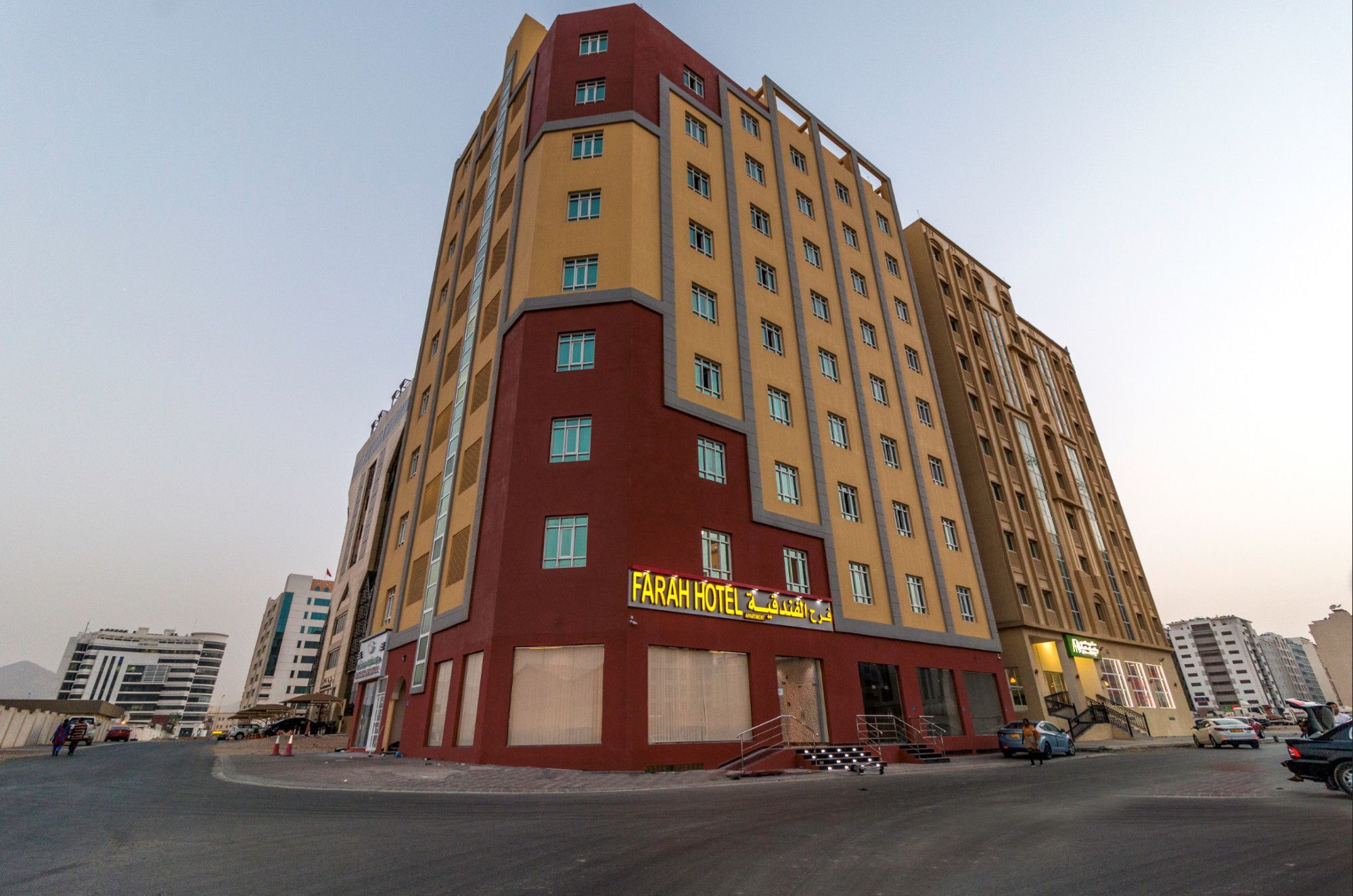 Farah Hotel Apartment Маскат Екстер'єр фото